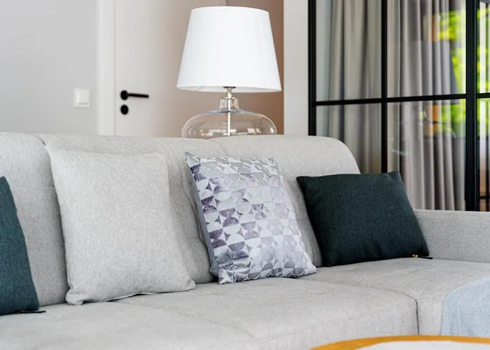 Daire Stone Hill Sunrise *